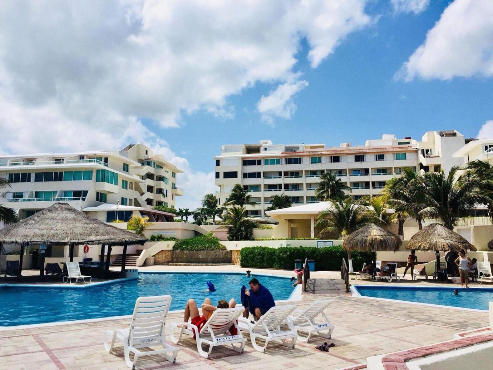 Brisas Residence Hotel Zone Apartment Cancún Eksteriør billede